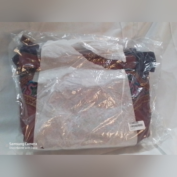 🌟Final🌟NWT SHARIF 1827 Tapestry Needlepoint Red & Purple Tote. - Picture 9 of 10